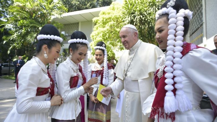 Папа Франциск в Тайланд