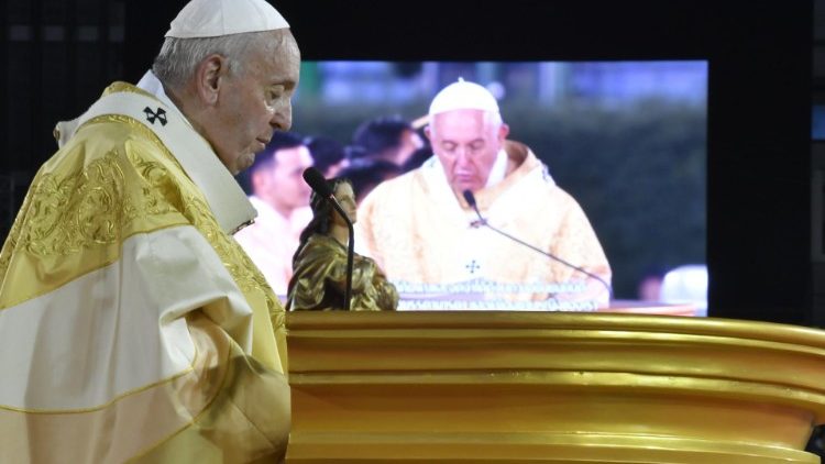 Doppelter Papst: Franziskus im letzten Herbst zu Besuch in Thailands Hauptstadt Bangkok