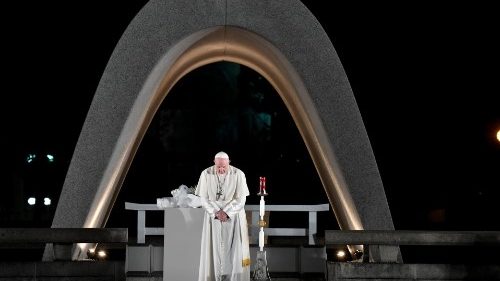 Påven till Hiroshima: fred kan endast blomstra utan kärnvapen