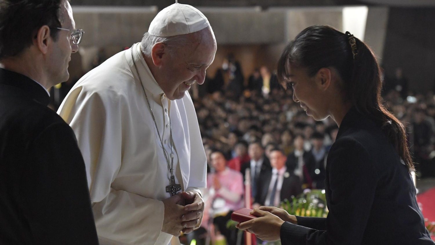 Pope to young Tokyo: 'Japan needs you, the world needs you!' - Vatican