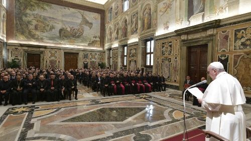Papst mahnt kirchliche Ehe-Richter zu Mitgefühl