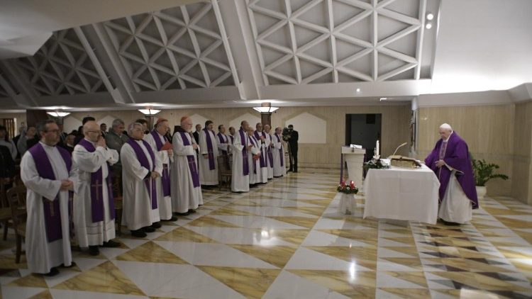 Einige Mitglieder des Kardinalsrates haben auch an der Frühmesse des Papstes teilgenommen