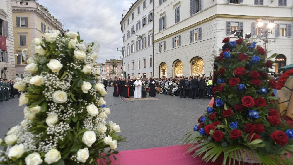 Floral homage at the base of the statue of the Immaculate Conception at the Piazza di Spagna in Rome in 2019