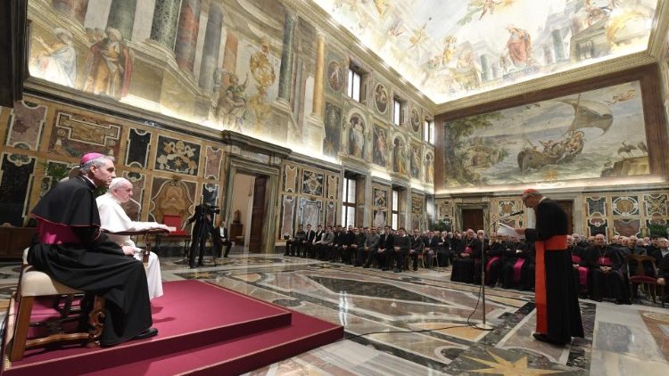 Le Pape et les membres du séminaire régional Flaminio Benoit XV de Bologne, le 9 décembre 2019. 