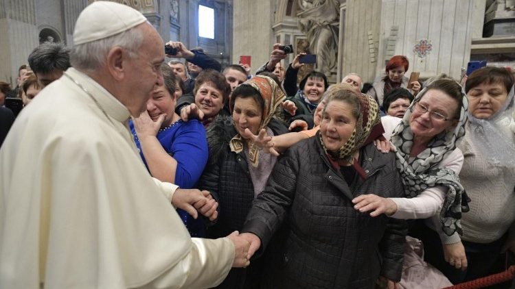 البابا فرنسيس يستقبل حجاجا من إيبارشية موكاتشيفو الأوكرانية 11 كانون الاول 2019