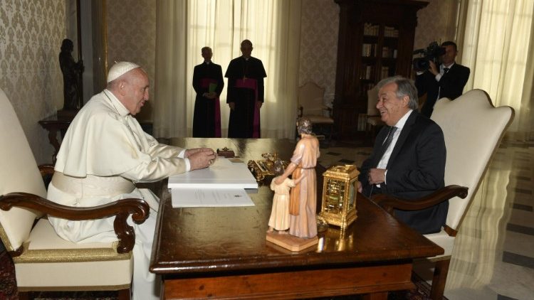 Papa Francisco no encontro com António Guterres