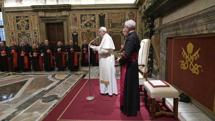 Papież na spotkaniu z Kurią Rzymską