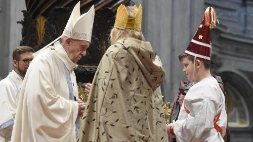 Franziskus würdigt Brauchtum zu Heiligen Drei Königen in Deutschland