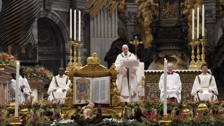 教皇フランシスコ、2020年1月6日、「主の公現」のミサで　バチカン・聖ペトロ大聖堂