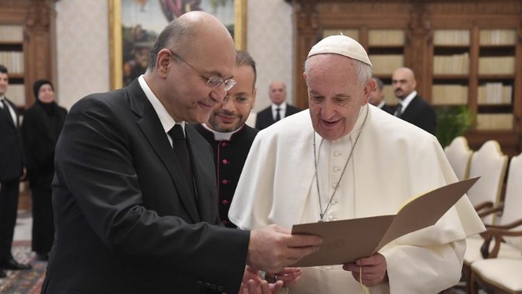 Папа Франциск на срещата с президента на Ирак, 25 януари 2020
