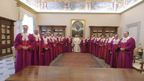 Le Pape veut garantir l'indépendance des magistrats