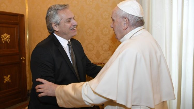 Папа Франциск с аржентинския президент Алберто Фернандес