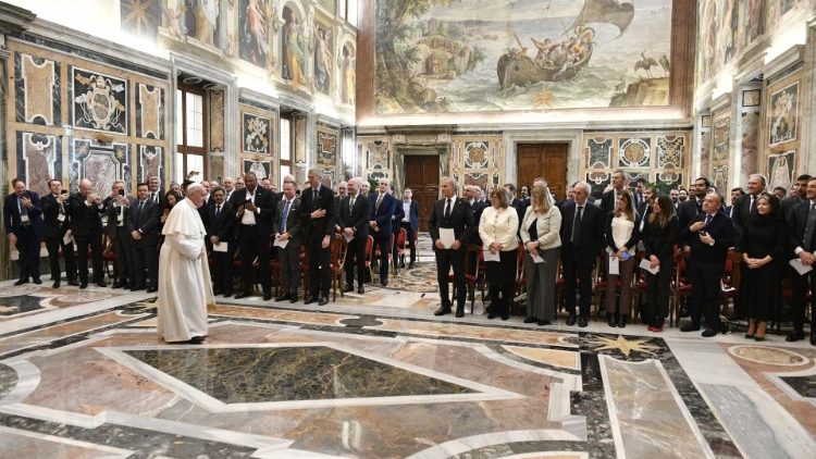 Papież spotkał się z organizatorami targów i wystaw