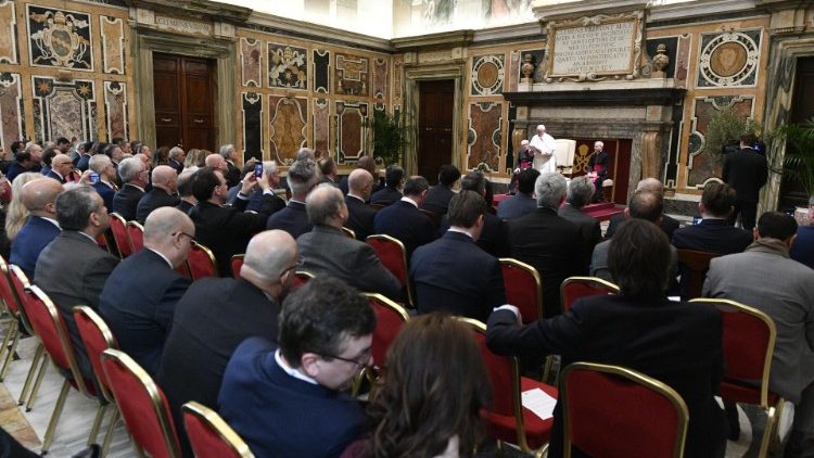 البابا فرنسيس مستقبلاً المشاركين في القمة العالمية لاتحاد المعارض الدولية 06 شباط فبراير 2020
