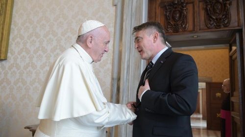 Krise in Bosnien: Papst informiert sich aus erster Hand