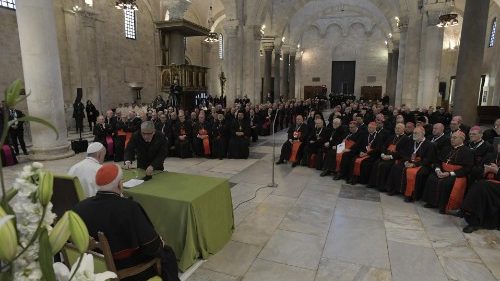 Le Pape François exhorte à faire de la Méditerranée un espace de résurrection