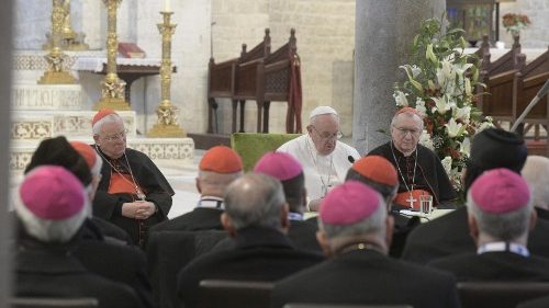 Il Papa: pace e fratellanza nel Mediterraneo, no alla retorica dello scontro di civiltà