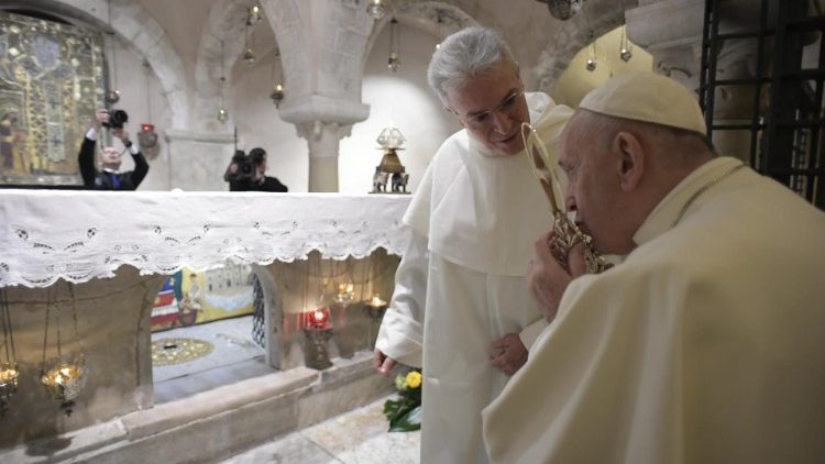 Pope Francis prays before the relics of St Nicholas in Bari