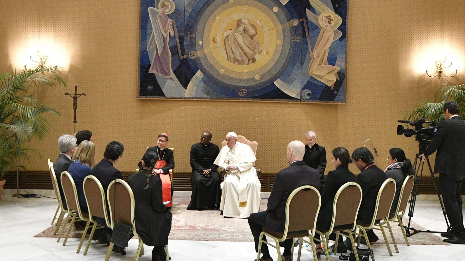 Papa francisc are o indispoziție fizică: anulate, deplasările; confirmată, activitatea din casă - vatican news