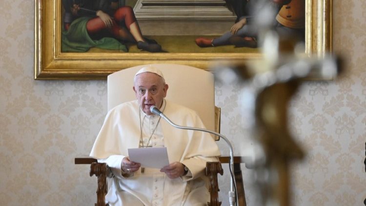 ビデオを通じ一般謁見のカテケーシスを行う、教皇フランシスコ　2020年3月18日