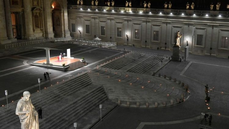 Way of the Cross in St. Peter's Square in 2020