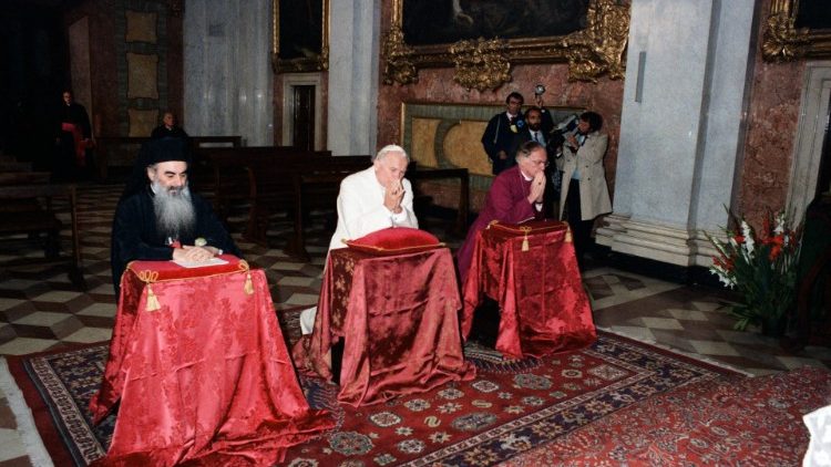 John Paul II during the 1986 interreligious meeting in Assisi