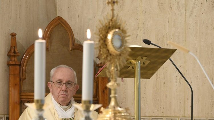 Папа Франциск на литургията в Санта Марта