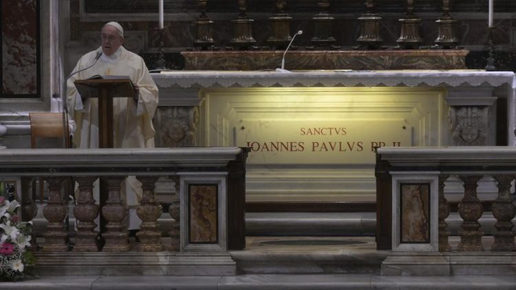 Папа Франциск на утренней Мессе в базилике Святого Петра (18 мая 2020 г.)