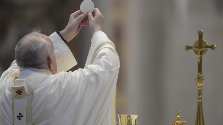 Папа Франциск на Святой Мессе в Ватикане (14 июня 2020 г.)