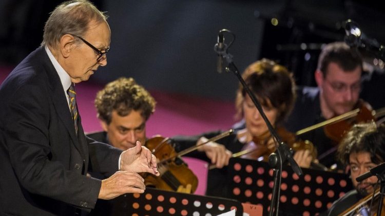 Эннио Морриконе на благотворительном концерте в Ватикане (12 ноября 2016 г.)
