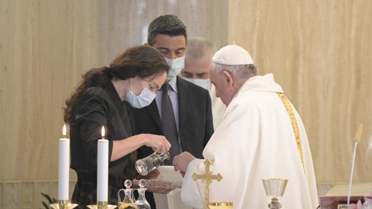 2020.07.08 Santa Messa celebrata da Papa Francesco nell'anniversario della sua visita a Lampedusa nel 2013
