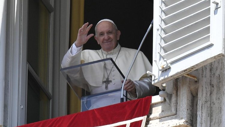 Папа Франциск на молитвата "Ангел Господен" на празника Успение Богородично