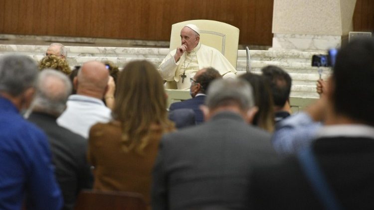 Pope Francis in audience with the Fondazione Banco Farmaceutico