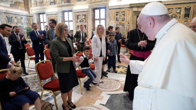 Pope Francis with the children of Ambulatorium Sonnenschein, Austria, on September 21, 2020. 