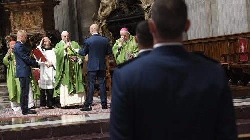 Papst an Vatikan-Gendarmerie: Pflicht mit Nächstenliebe erfüllen