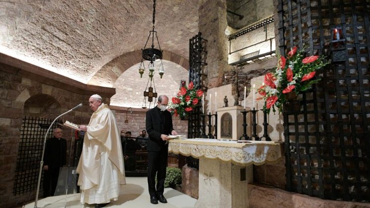 Celebrazione della Santa Messa e firma dell'Enciclica (3 ottobre 2020)