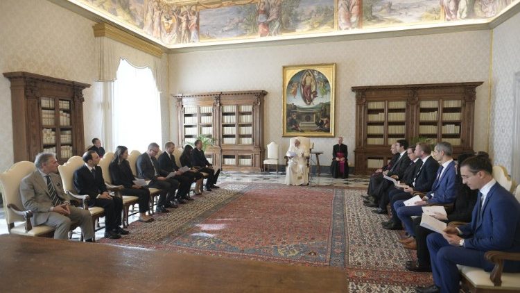 Papa Franjo sa stručnjacima Odbora Vijeća Europe MONEYVAL; Vatikan, 8. listopada 2020.