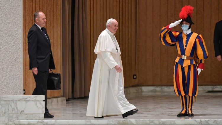 Папата Фрањо за време на Генералната аудиенција во среда 14 октомври 2020 година