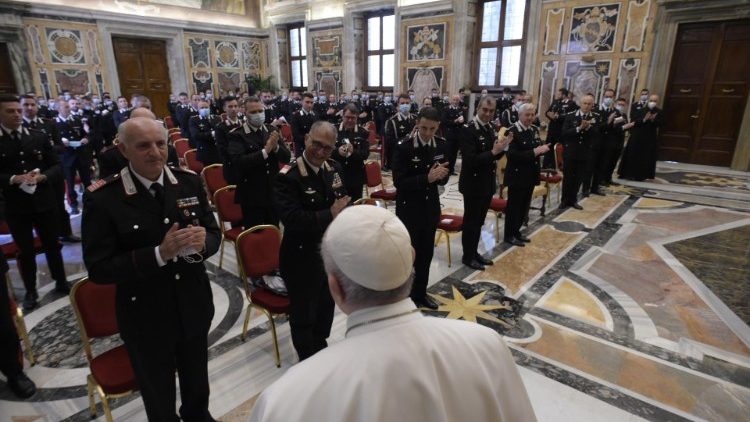 Popiežiaus audiencija karabinieriams
