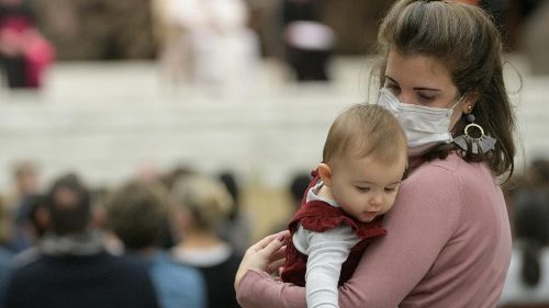 Папа призвал поляков защищать нерождённых детей