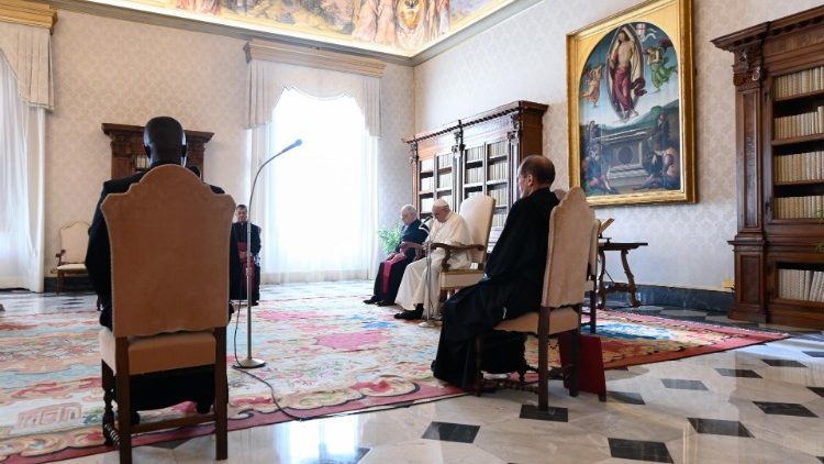 Påven Franciskus vid allmänna audiensen 18 november 2020 från apostoliska palatsets biblotek