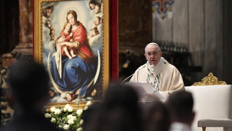 Pope Francis preaches the homily at the Mass for the Solemnity of Christ the King