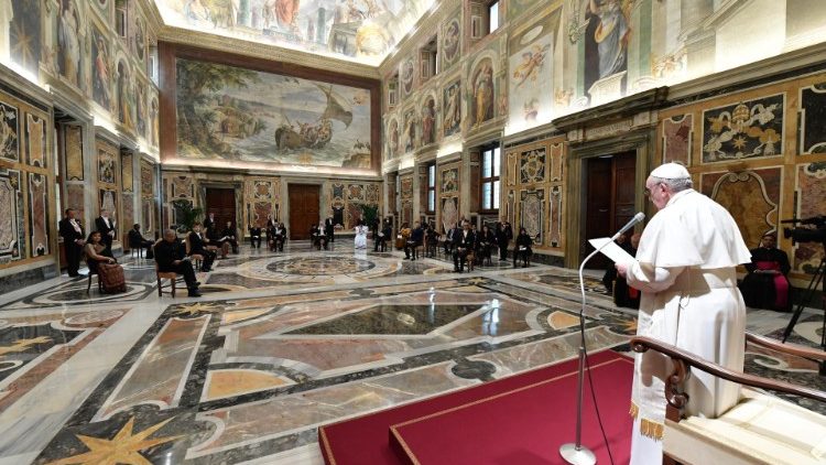 Popiežiaus Pranciškaus audiencija ambasadoriams