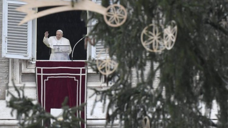 Papa Francisc la rugăciunea Angelus de duminică 6 decembrie 2020.