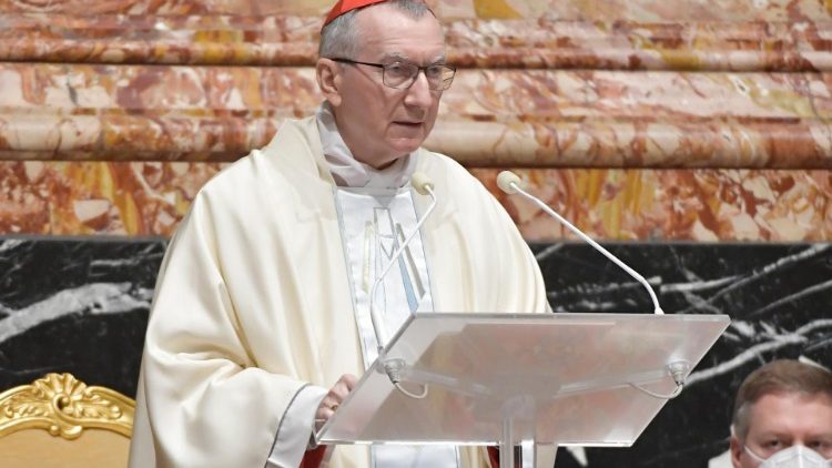 Kardinalstaatssekretär Pietro Parolin stand der Heiligen Messe am Neujahrstag vor