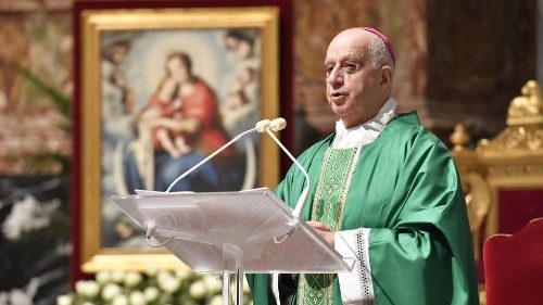 Mgr Fisichella : les pauvres sont un signe de la présence du Christ parmi nous
