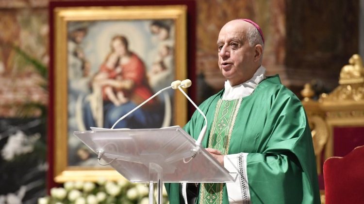 Mgr Fisichella, ici le 24 janvier dernier, lors de la messe pour le Dimanche de la Parole de Dieu.