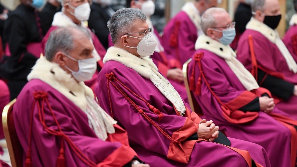2021.01.29 Audiencia con Oficiales del Tribunal de la Rota Romana en ocasión de la inauguración del Año Judicial 