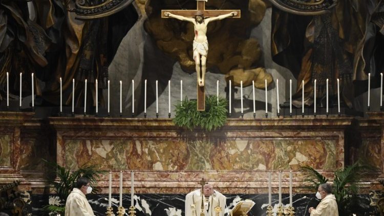 Pope Francis presides at Mass on the Day of Prayer for Consecrated Life
