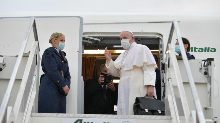 Papa Francisc, la plecarea spre Bagdad, vineri 5 martie 2021.